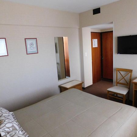 Hotel Libertador Trelew Exterior photo
