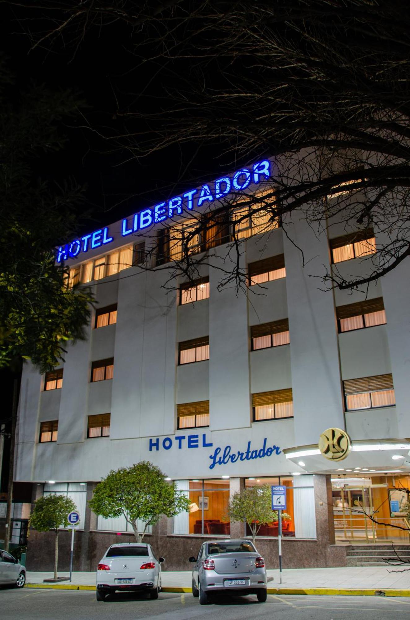 Hotel Libertador Trelew Exterior photo