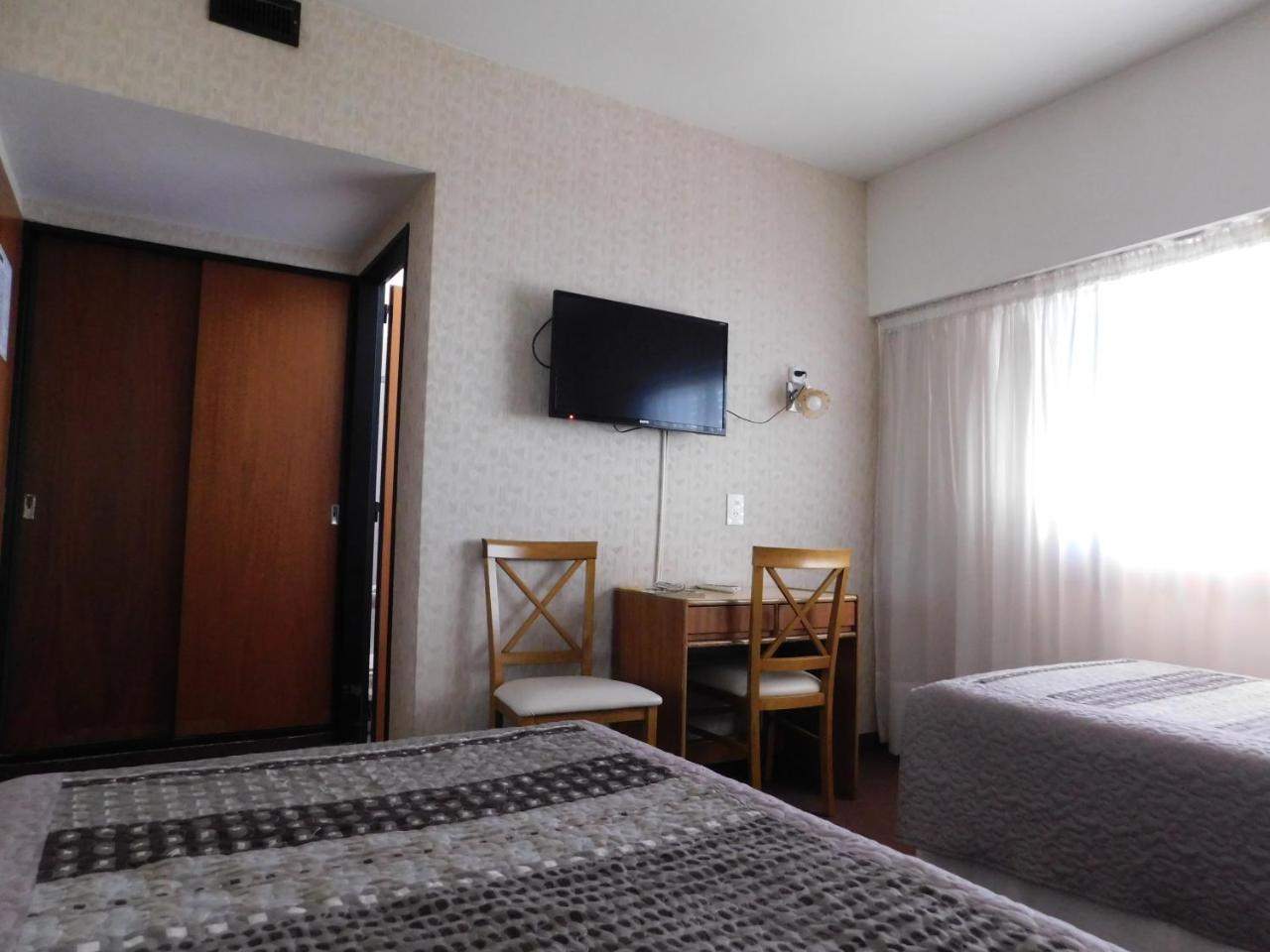 Hotel Libertador Trelew Exterior photo