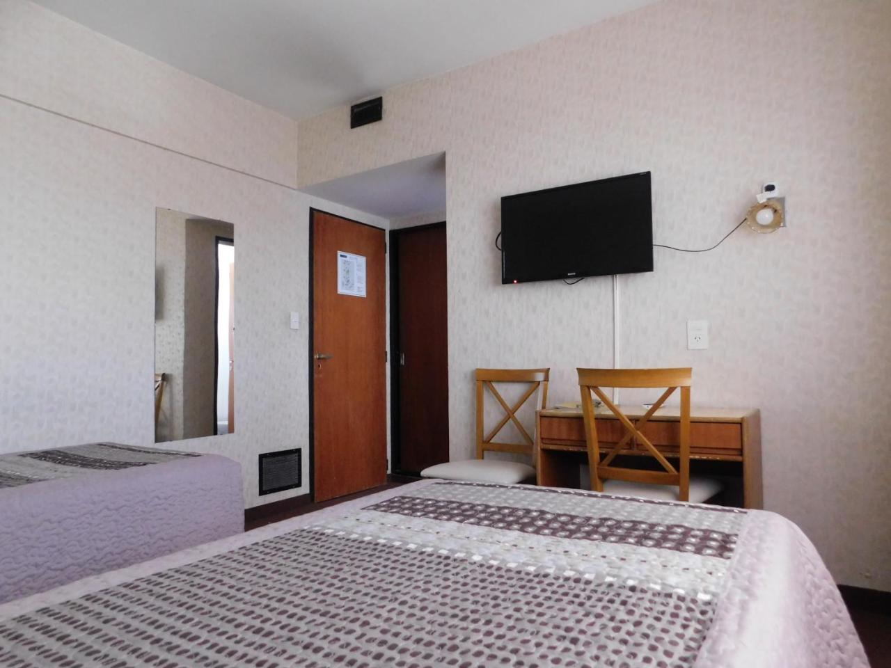 Hotel Libertador Trelew Exterior photo